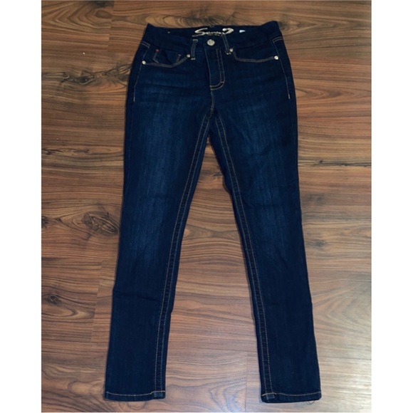 Seven7 Skinny Jeans - Picture 5 of 11